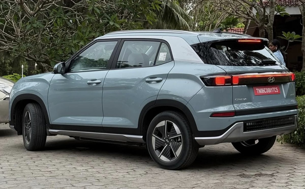 Best Electric SUVs of 2026