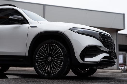Mercedes-Benz EQA - electric car